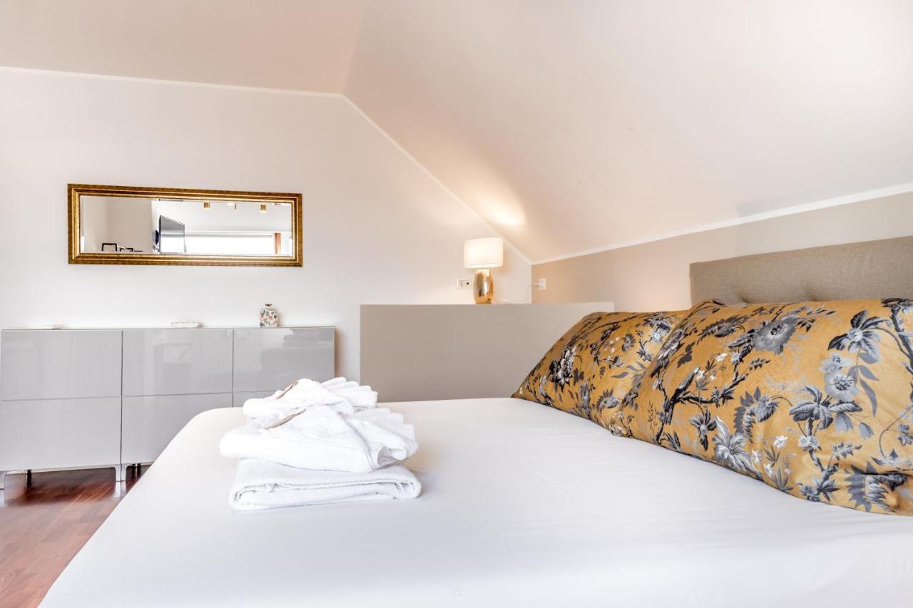 Apartamento Bbhome Penthouse Bright And Elegant Metro Conca D'oro *